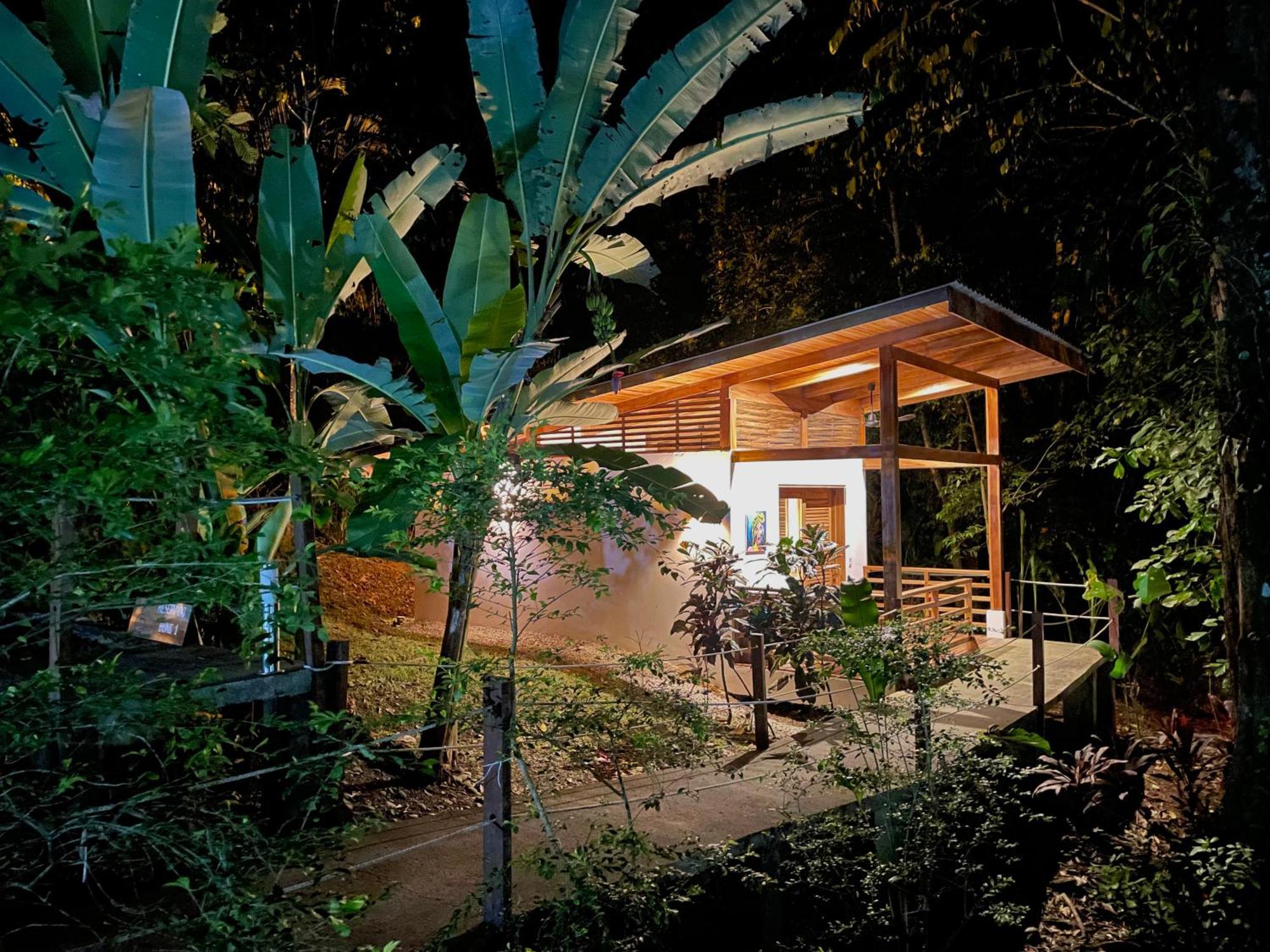 Satta Lodge (Adults Only) Puerto Viejo de Talamanca Екстер'єр фото